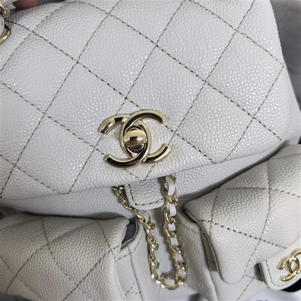 2026127213710447 700